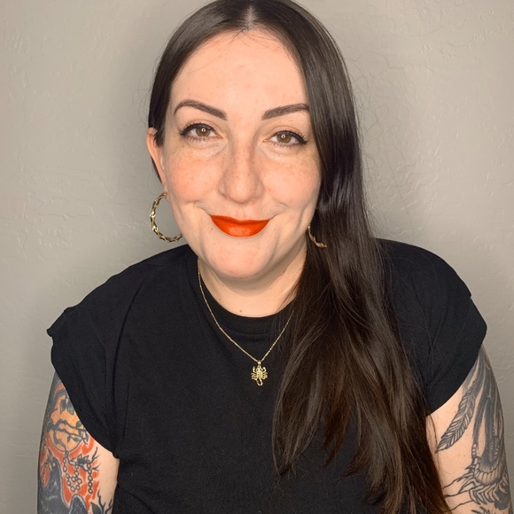 Meet your Posher, Samantha - Picture 1 of 1